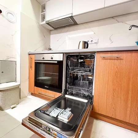 Chic Tower - Prime Spot Apartman Szarajevó