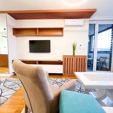 Apartment Chic Tower - Prime Spot Sarajevo