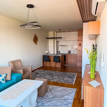 Chic Tower - Prime Spot